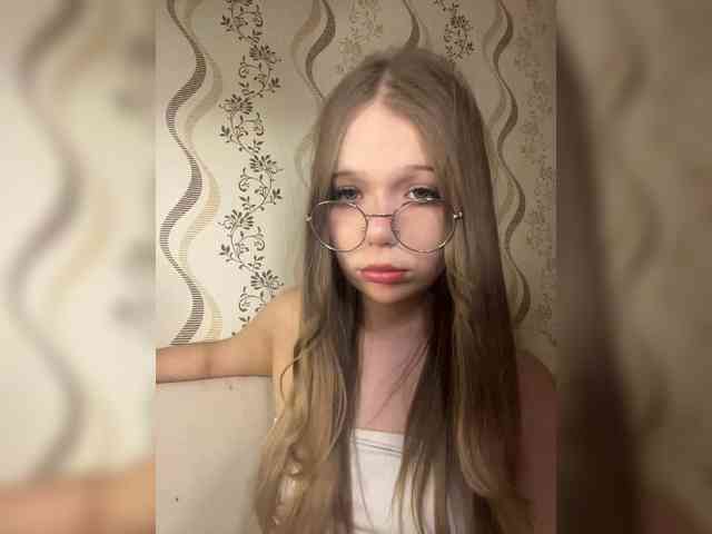 MelMooon webcam