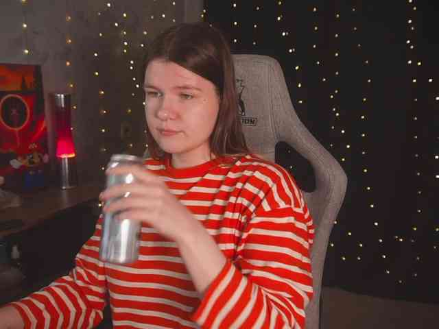 cutesoneckaaa webcam