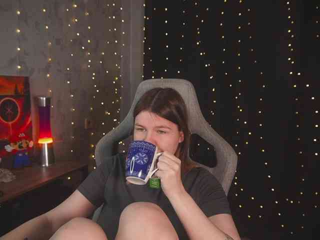cutesoneckaaa webcam