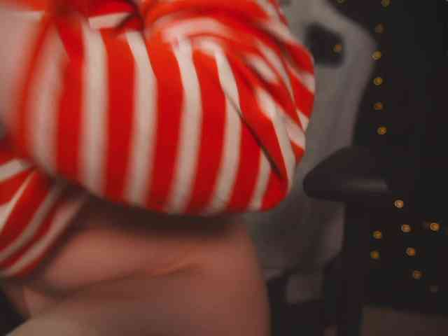 cutesoneckaaa webcam