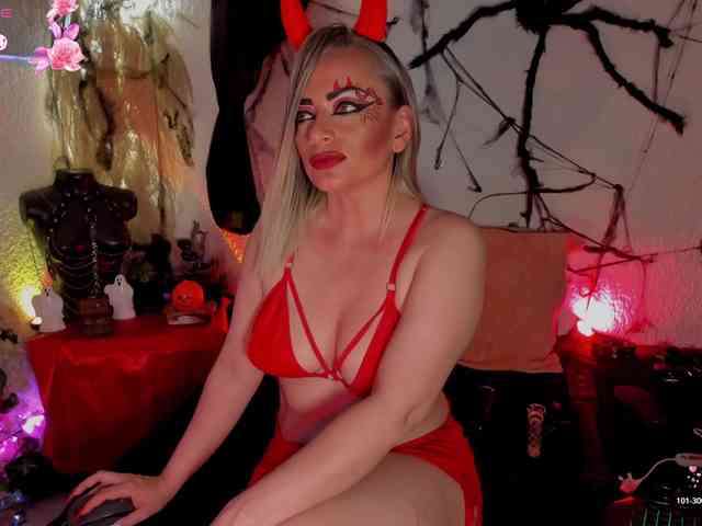 JeaniIneescott webcam