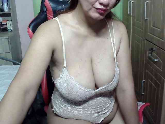 Prettyann46 webcam