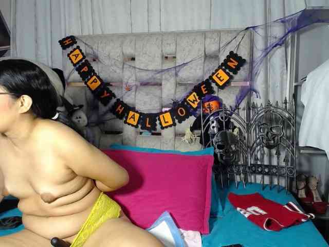 KEYRAMILLER webcam