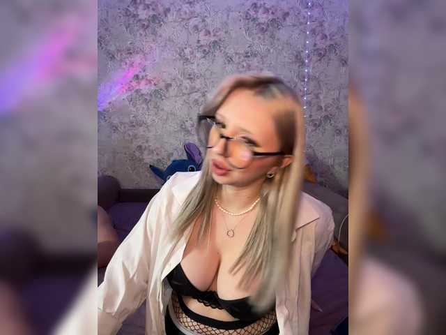 Vai a chattare su Hot_club Hot_club