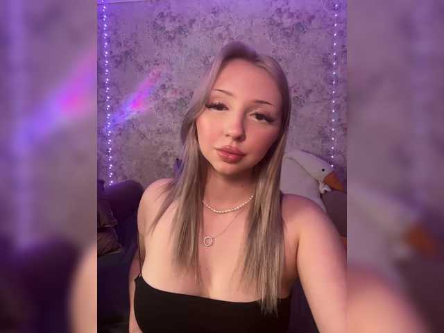 Accedi alla chat con il nickname Hot_club Hot_club