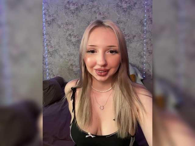 Entrez le videochat erotique avec le
modèle SEX_NIGHT SEX_NIGHT