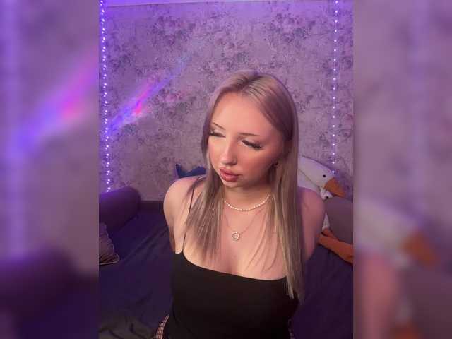 Accedi alla chat con il nickname Hot_club Hot_club