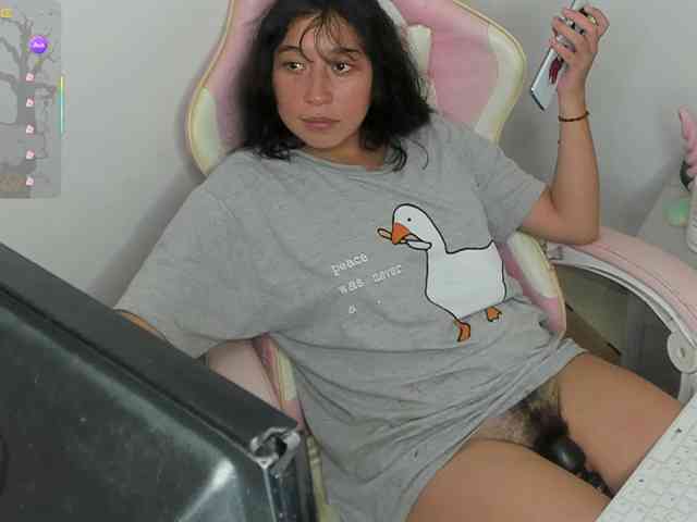 lizzykawai webcam