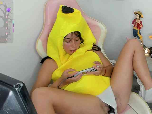 lizzykawai webcam