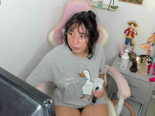 lizzykawai webcam
