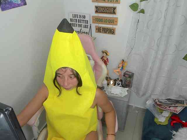 lizzykawai webcam