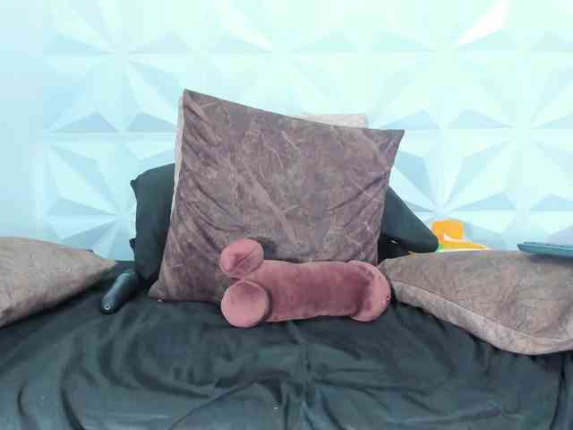 Natasha-Colins webcam
