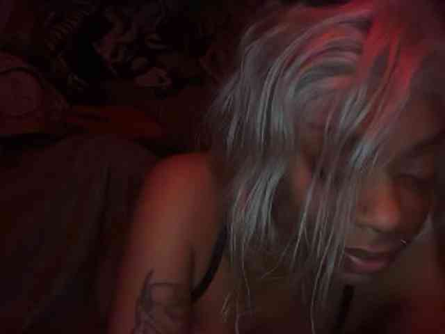 DelightfulDark webcam