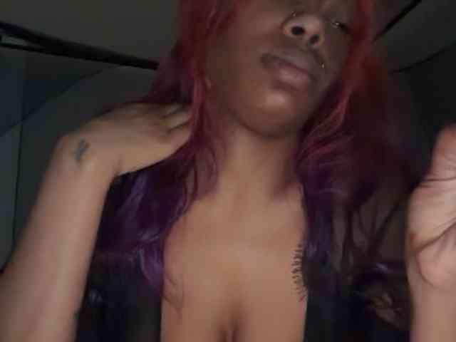 DelightfulDark webcam