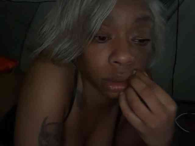 DelightfulDark webcam