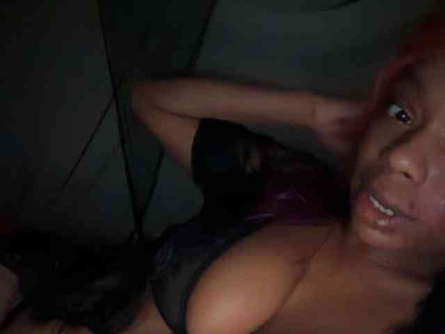 DelightfulDark webcam