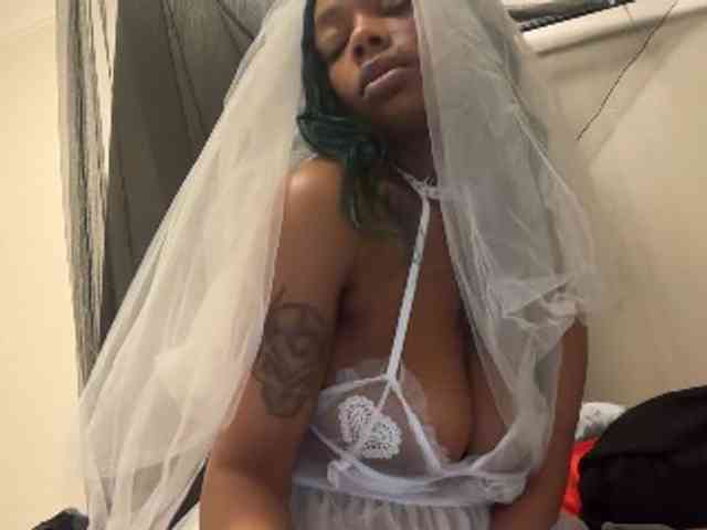 DelightfulDark webcam