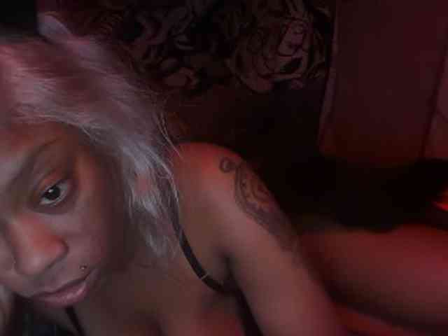 DelightfulDark webcam