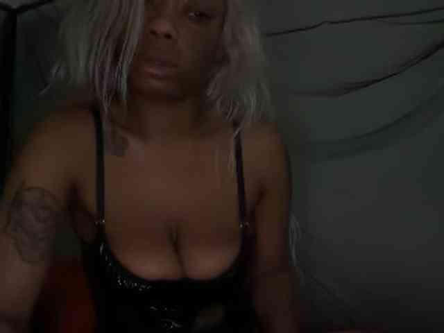 DelightfulDark webcam