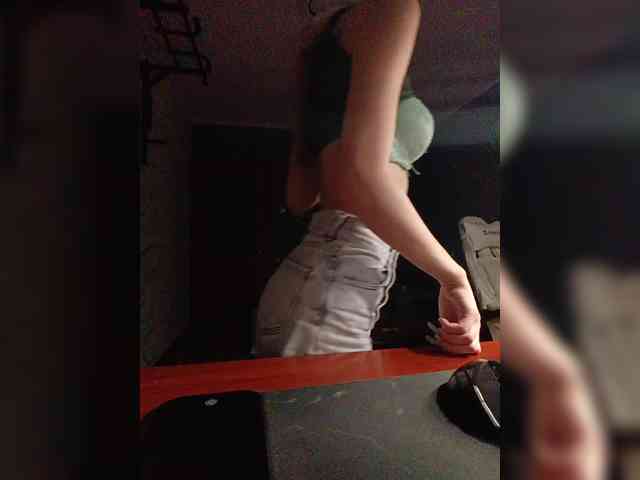 GoddessLerachka webcam