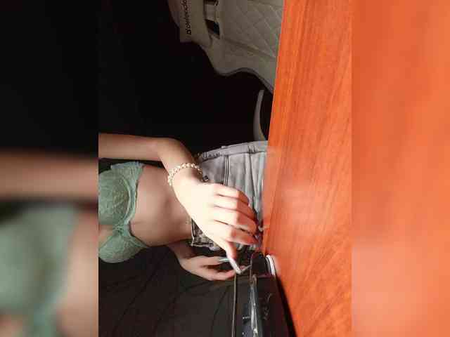 GoddessLerachka webcam