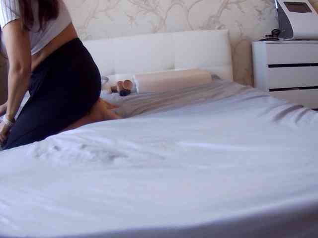 AllisonXStar webcam