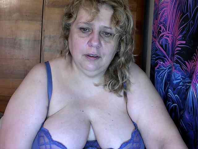 Julian-A webcam