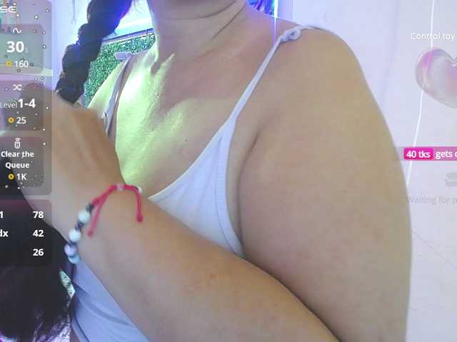 Evelyn-mature19