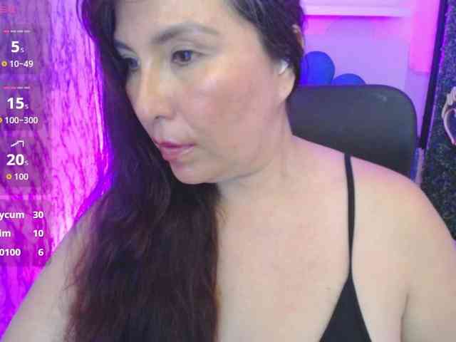 Evelyn-mature19 webcam