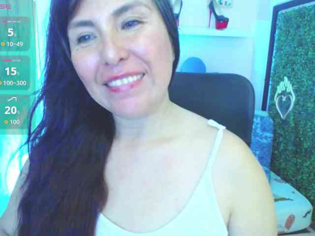 Evelyn-mature19 webcam