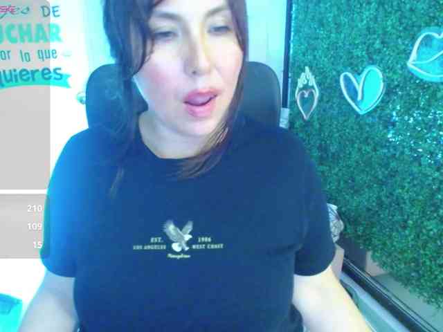 Evelyn-mature19 webcam