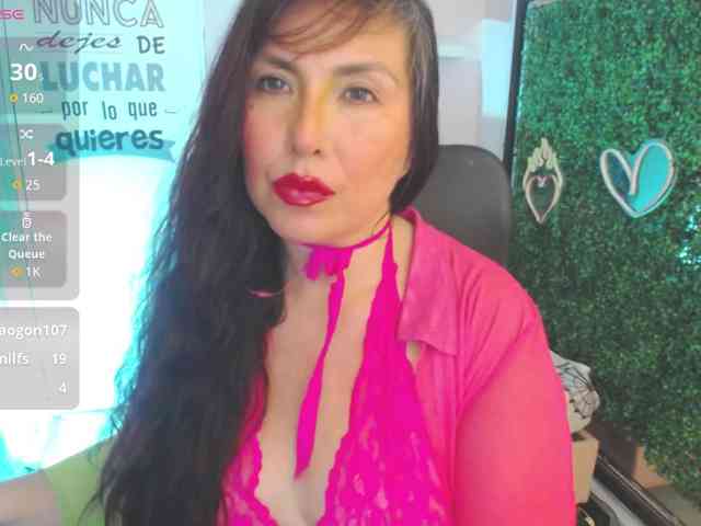 Evelyn-mature19 webcam