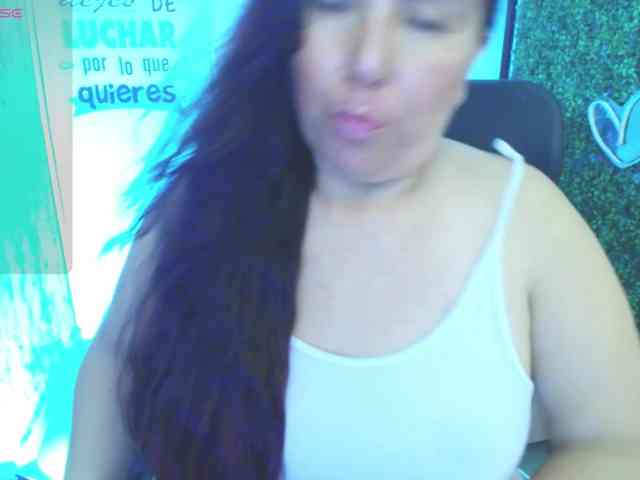 Evelyn-mature19 webcam