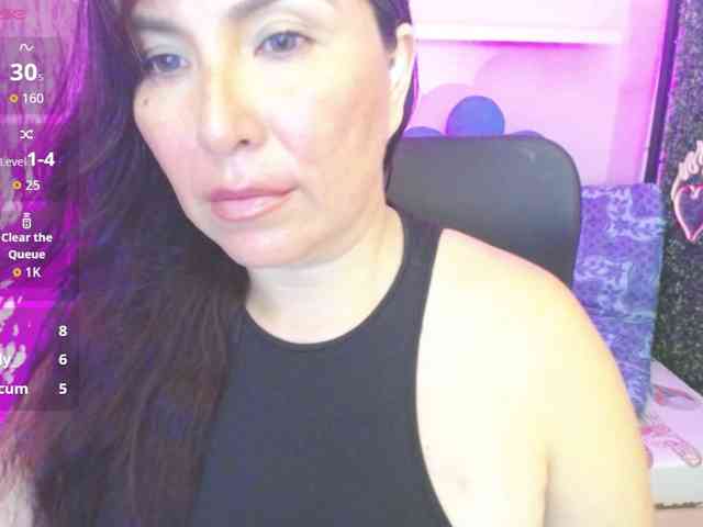 Evelyn-mature19 webcam