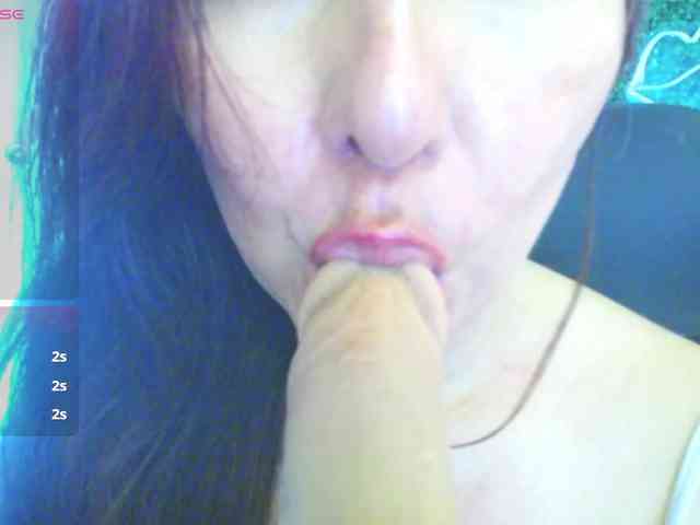 Evelyn-mature19 webcam