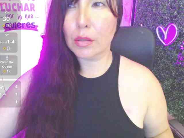 Evelyn-mature19 webcam