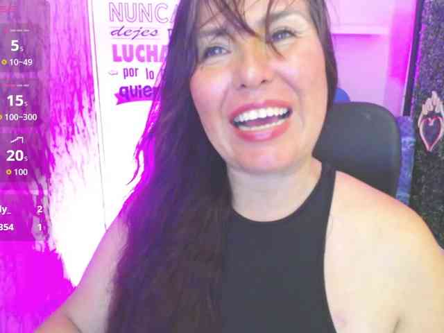 Evelyn-mature19 webcam