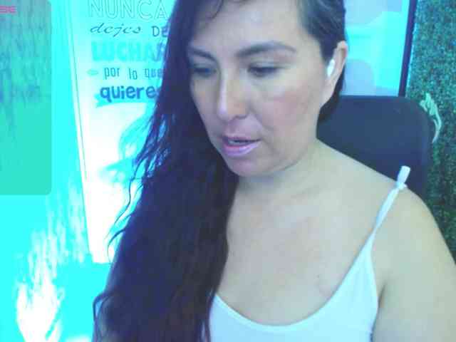 Evelyn-mature19 webcam