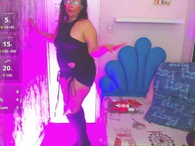 Evelyn-mature19 webcam
