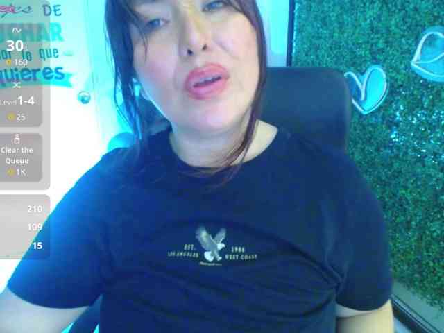 Evelyn-mature19 webcam