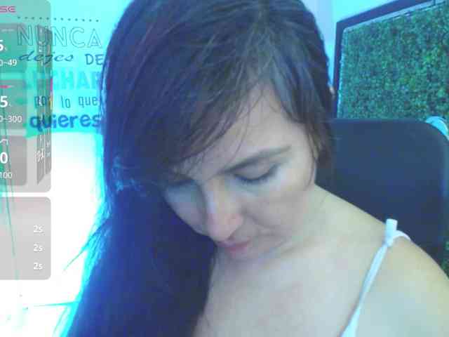 Evelyn-mature19 webcam