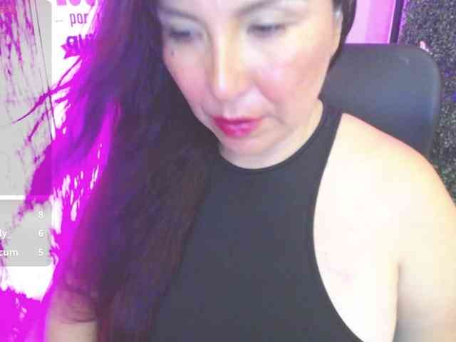 Evelyn-mature19 webcam