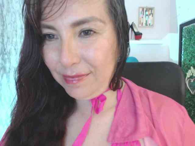 Evelyn-mature19 webcam