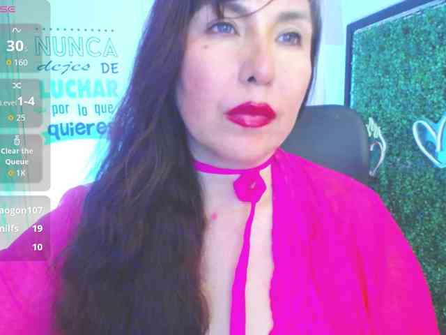 Evelyn-mature19 webcam