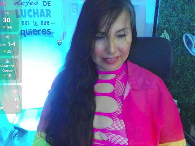 Evelyn-mature19 webcam