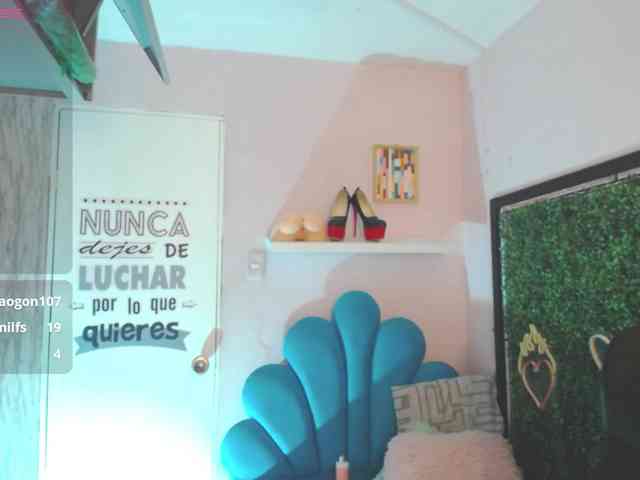 Evelyn-mature19 webcam