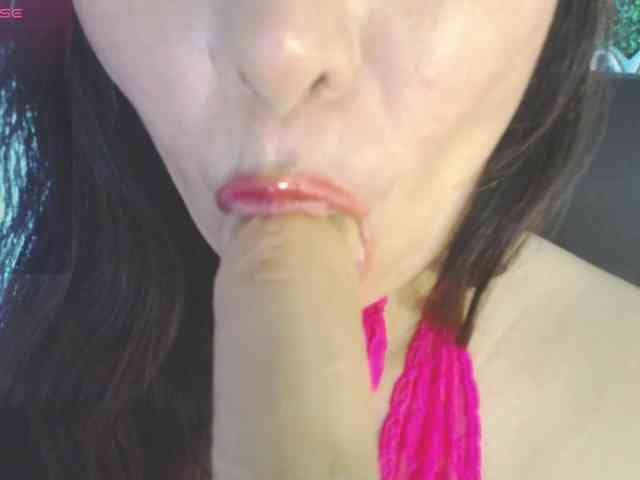 Evelyn-mature19 webcam