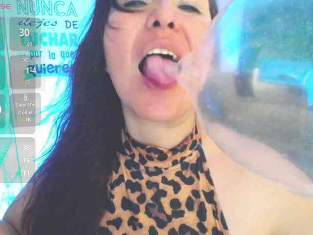 Evelyn-mature19 webcam