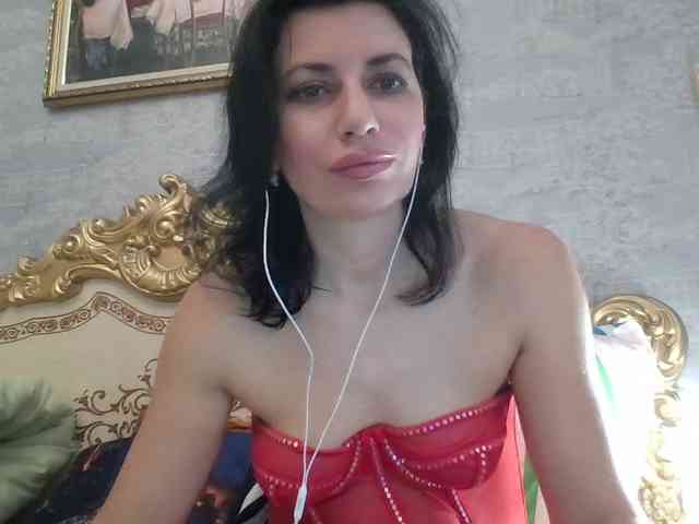 Rosalinda37 webcam