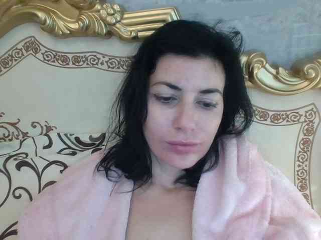 Rosalinda37 webcam